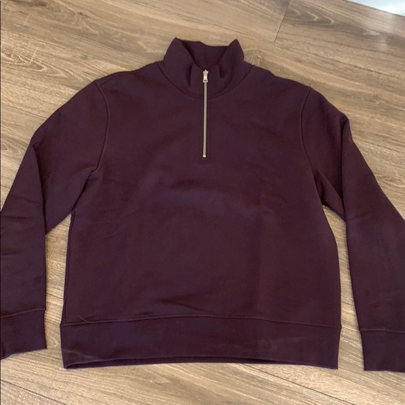 Bloomingdale's Other - Men’s 1/4 Zip Top (Eggplant Color)